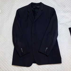 Men’s Theory pinstripe suit